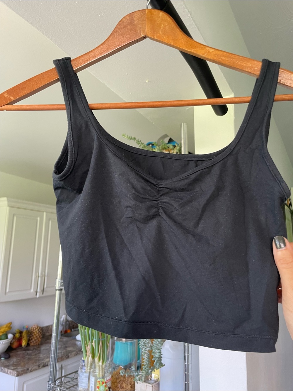 Alphalete Black Scoop Ruched Crop Tank